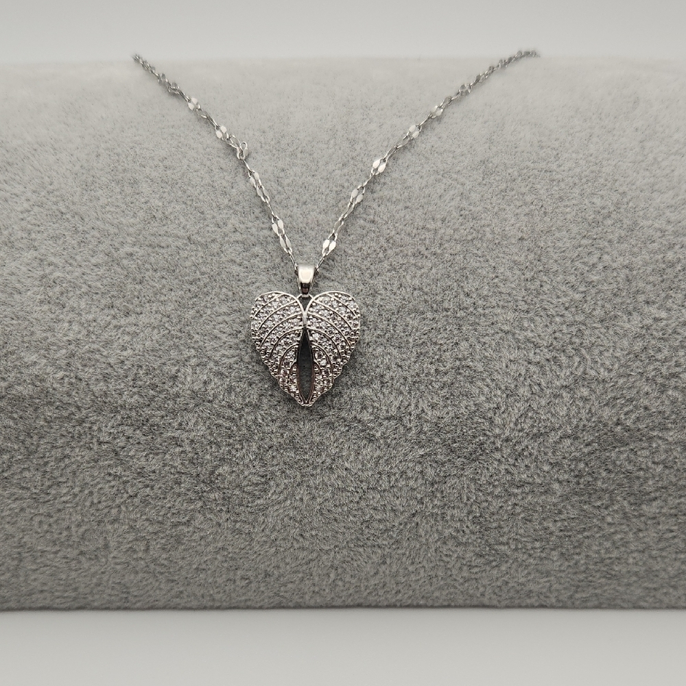 Silver Stainless Steel Angel Wing Rhinestone Heart Pendant Necklace
